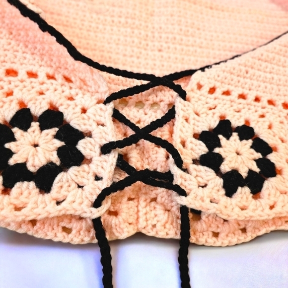 Handmade Crocheted Baby Pink Bikini Boho Halter Crop Top LG/XL - Picture 2 of 4